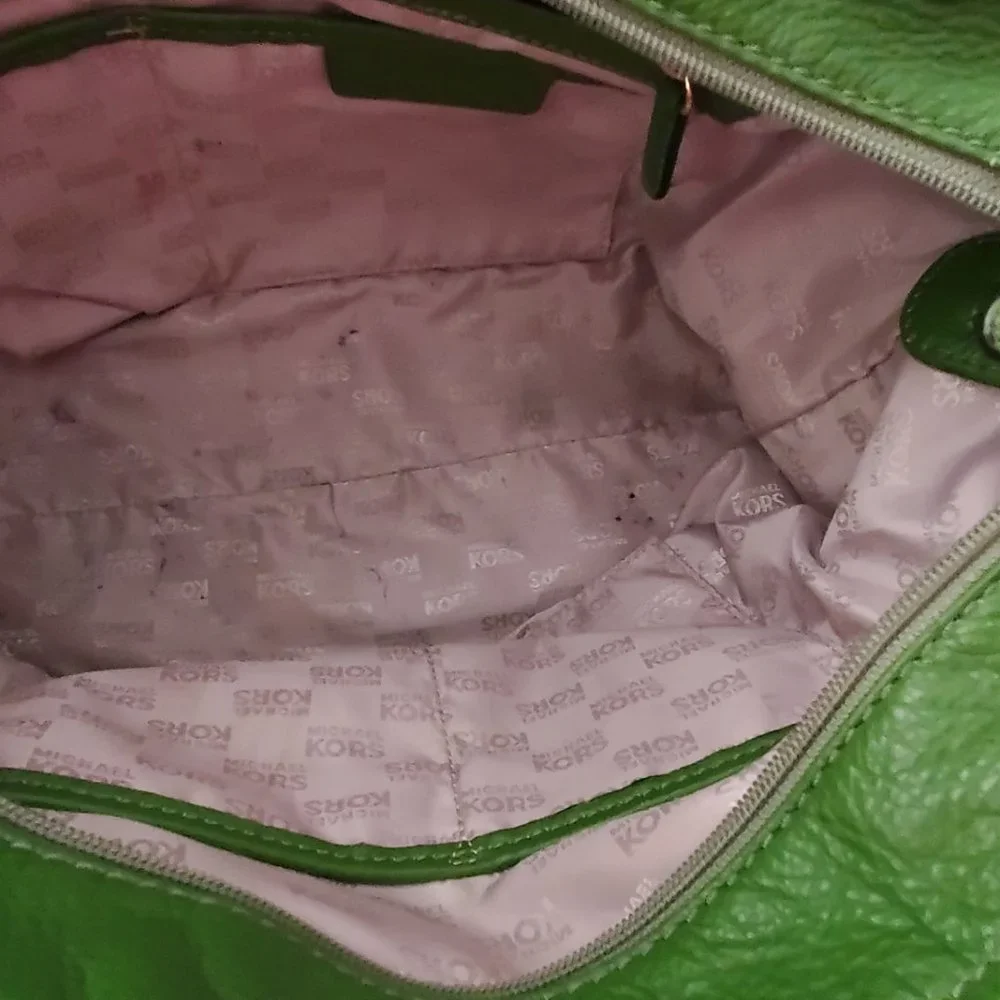 Michael Kors Tote, Green Leather - Picture 7 of 11